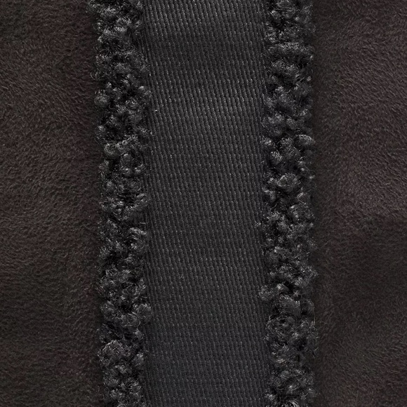 NWT Lululemon Full Size Boxy Tote Black Faux Shearling Trim Bag O/S - Picture 5 of 7